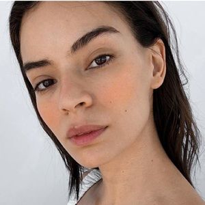 Glossier cheek tint dawn cloud paint